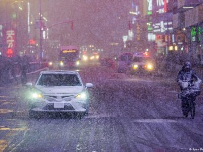 Мэр Нью-Йорка ввел режим ЧС и запретил движение транспорта из-за снежной бури 5 76081910 403.jpg Deutsche Welle Зохран Мамдани