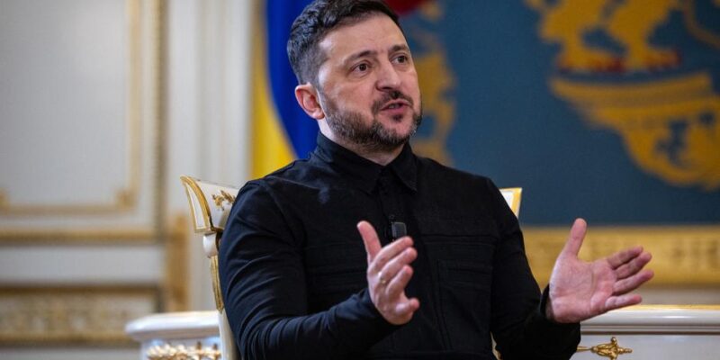 Зеленский: США и Украина обсудят "пакет восстановления" страны 1 76088219 403.jpg Deutsche Welle Владимир Зеленский