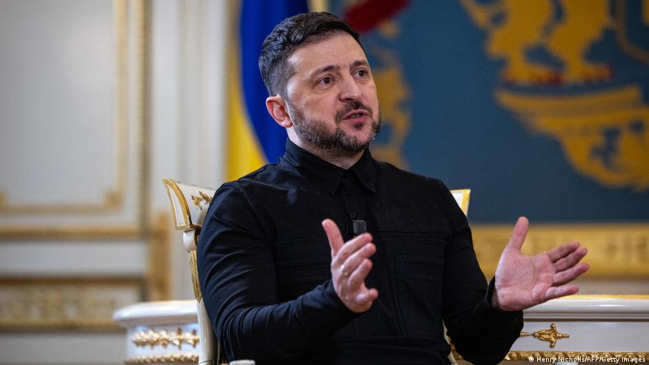 Зеленский: США и Украина обсудят "пакет восстановления" страны 1 76088219 403.jpg Deutsche Welle Владимир Зеленский