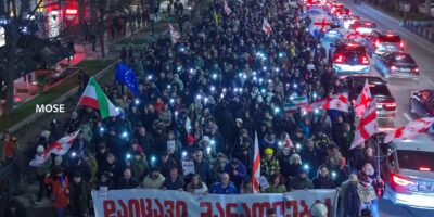 akcia mo se экономика HRW, HRW Georgia, Human Rights Watch, аресты в Грузии, выборы в органы местного самоуправления, закон о тротуаре, Мзия Амаглобели, полиция Грузии, протесты в Грузии