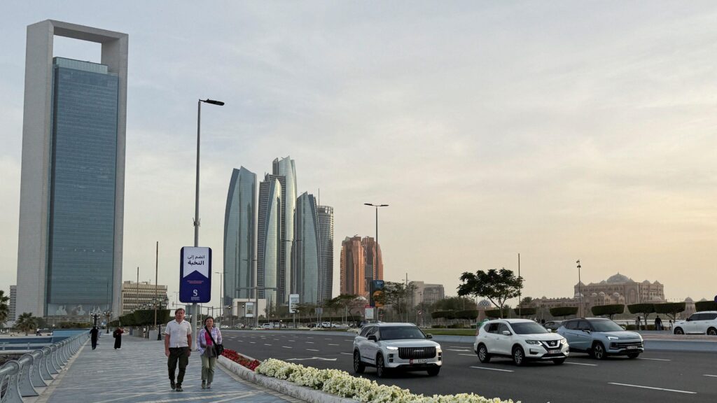 ce711590 fdde 11f0 ae54 2fe2ad2173c5.jpg Новости BBC переговоры в Абу-Даби