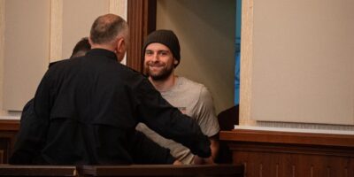 Находящийся в заключении актер Андро Чичинадзе покинул театр музкомедии и драмы им. Васо Абашидзе 4 chichinadze политика Андро Чичинадзе, Ахали Театри, театр имени Васо Абашидзе