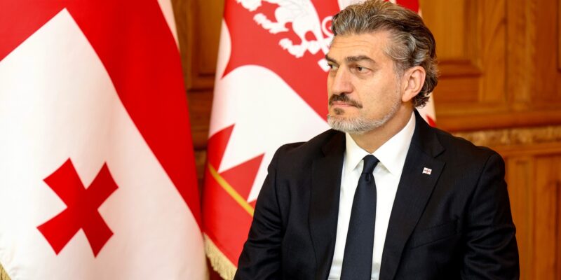 Кавелашвили: попытка штурма 4 октября поддерживалась внешними силами, оппозиция хотела госпереворота 1 kavelashvili kkkkkkkk e1771318779631 новости доклад президента, Михаил Кавелашвили, семейные ценности, штурм 4 октября