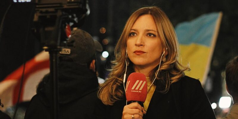 Журналистка "Дождя" Екатерина Котрикадзе заочно приговорена к 8 годам лишения свободы 1 kotrikadze новости Головинский районный суд Москвы, дело о фейках, Екатерина Котрикадзе