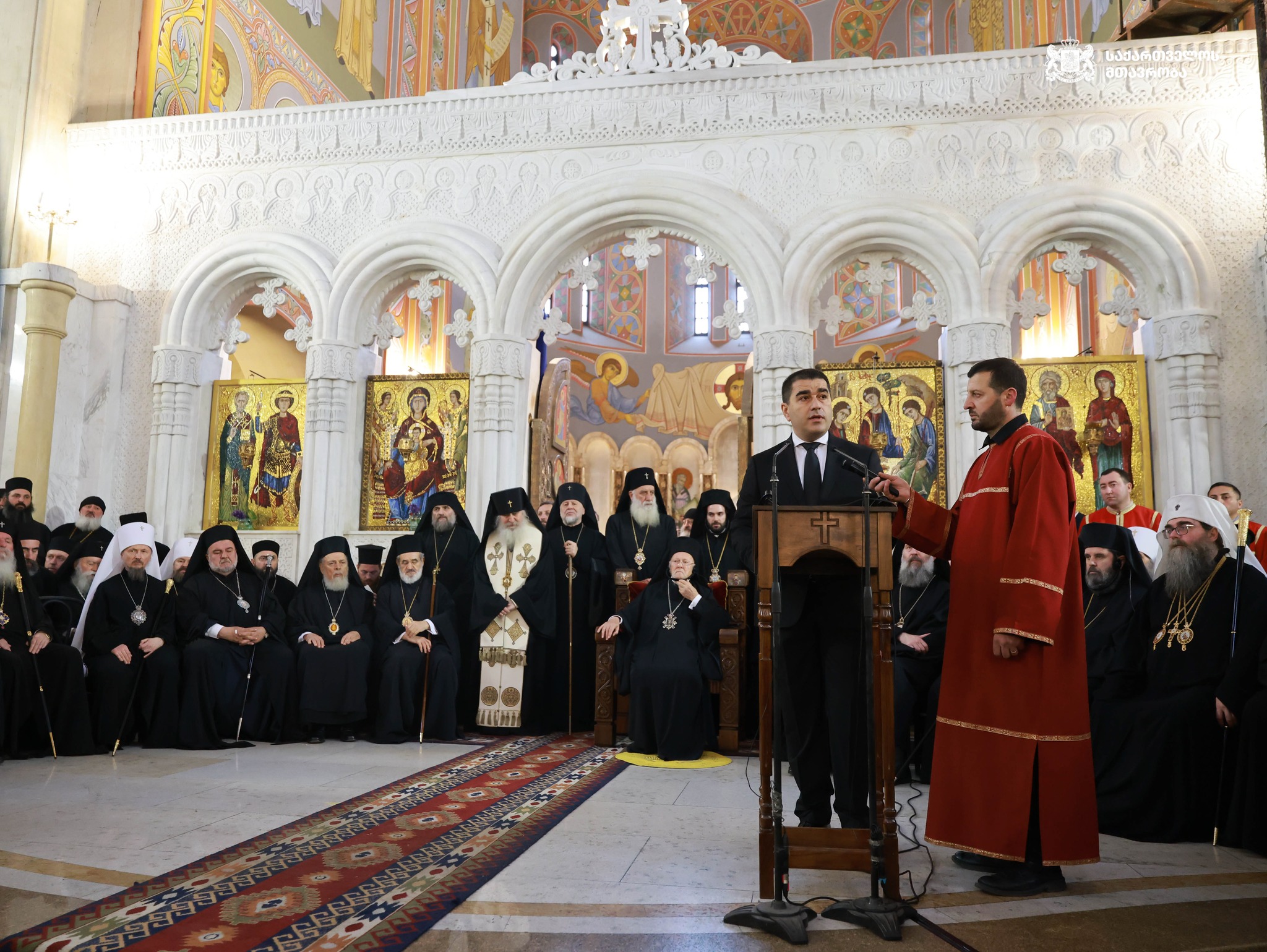 1 2 новости Бидзина Иванишвили, Грузинская мечта, Ираклий Кобахидзе, Католикос-Патриарх всея Грузии Илия Второй, Михаил Кавелашвили, похороны Патриарха, правительство Грузии, премьер Грузии, Спикер парламента, Шалва Папуашвили, шестой президент Грузии