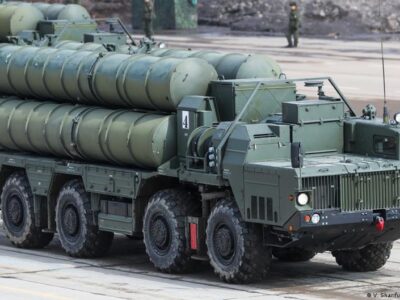 Индия одобрила закупку российских ракетных комплексов С-400 3 39914581 403.jpg Deutsche Welle индия