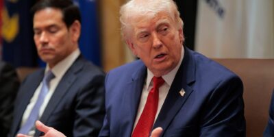 Три тревожных графика для Дональда Трампа. Как война с Ираном влияет на ситуацию в США и поддержку президента 7 45f87b70 29c3 11f1 934f 036468834728.jpg политика Дональд Трамп