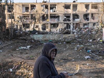 Иранские удары по югу Израиля: разрушены здания, более 160 пострадавших 2 4952d2b0 25e1 11f1 9146 735d3f71509a.jpg Новости BBC Иран-Израиль