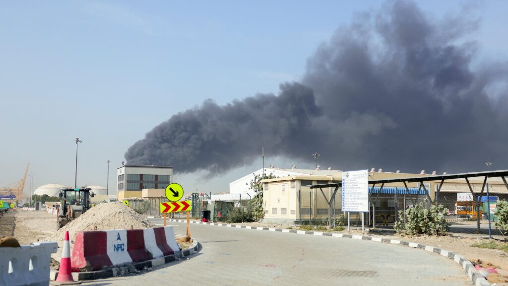 Иран снова атаковал Израиль и страны Персидского залива. Израиль бомбит Иран 1 5add90c0 1546 11f1 939f 8b648b86149c.jpg Новости BBC израиль-иран