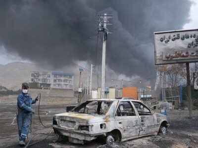 «Ночь превратилась в день»: иранцы рассказали Би-би-си об ударах по нефтехранилищам 5 5edeb9b0 1b04 11f1 ab07 5d250ad452fb.jpg Новости BBC нефтехранилище, удары по Ирану