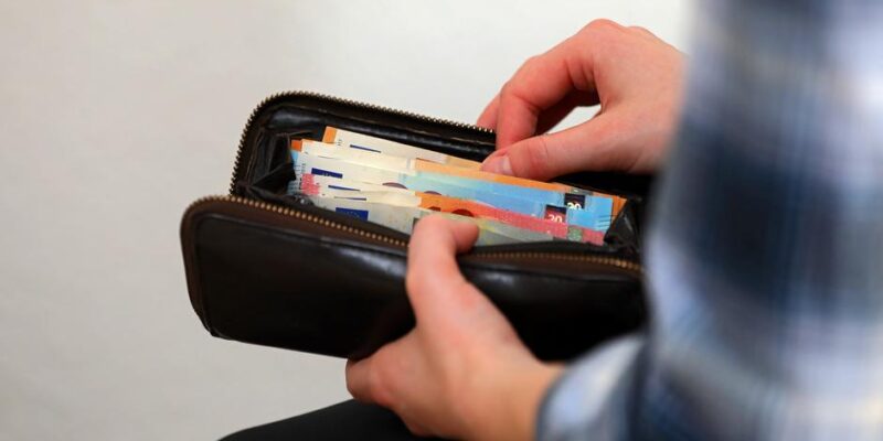 Война с Ираном обвалила настроения немецких потребителей 1 64154776 403.jpg Deutsche Welle война с Ираном