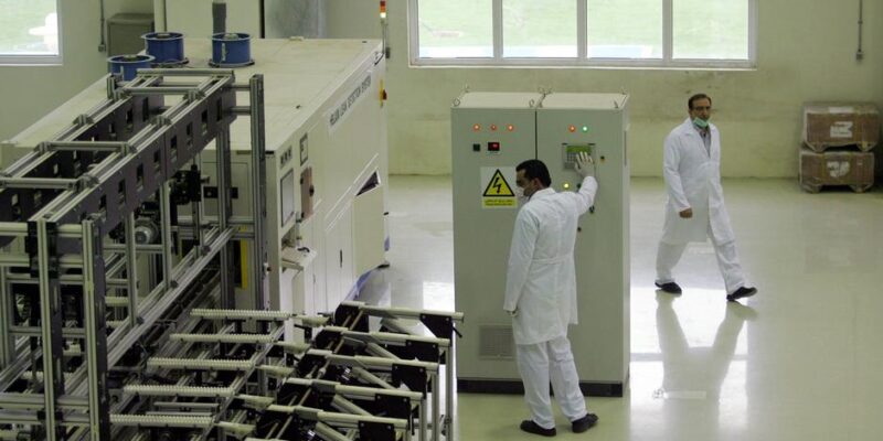 Axios: Трамп отказался от предложения Путина о вывозе обогащенного урана из Ирана 1 66068767 403.jpeg Deutsche Welle Дональд Трамп