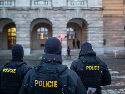 В Чехии задержан четвертый подозреваемый в поджоге завода дронов 3 67797751 403.jpg Deutsche Welle завод дронов