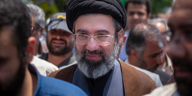 США предлагают до $10 млн за информацию о Моджтабе Хаменеи и других лидерах Ирана 1 68478434 403.jpg Deutsche Welle аятолла Моджтаба Хаменеи