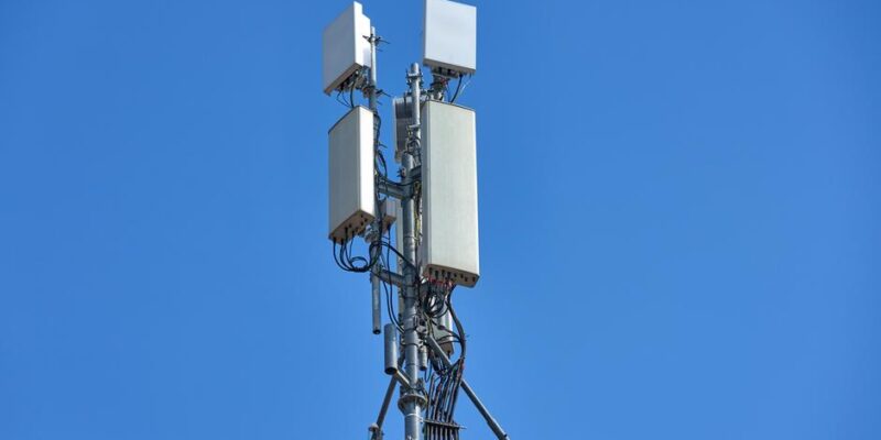 69651237 403.jpg Deutsche Welle мобильная связь