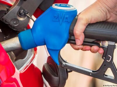 70200900 403.jpg Deutsche Welle топливо в Германии