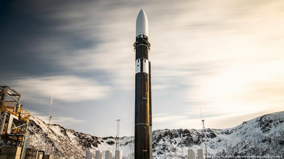 72089423 403.jpg Deutsche Welle Spectrum