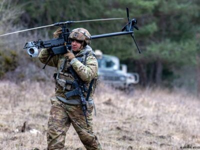 США отправили на Ближний Восток 10 тысяч испытанных в Украине дронов 3 72309429 403.jpg Deutsche Welle Ближний Восток