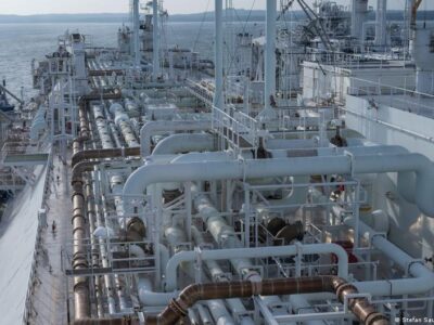 Правительство ФРГ опровергло утверждения о поставках немецкого газа Украине 4 72453999 403.jpg Deutsche Welle ФРГ