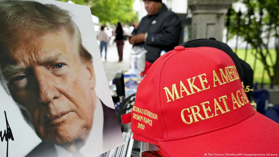 Опора на правых: как США Трампа пытаются влиять на Францию 1 72648899 403.jpg Deutsche Welle MAGA, США-Франция