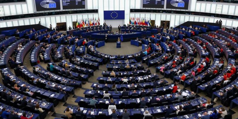 Европарламент проголосовал за создание центров для мигрантов в третьих странах 1 73965232 403.jpg Deutsche Welle Европарламент