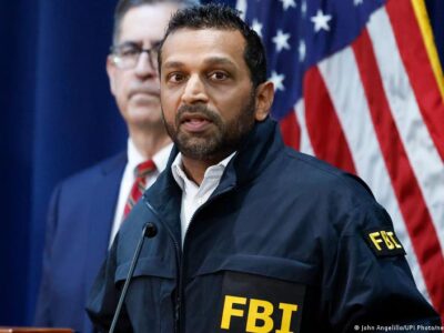 Связанные с Ираном хакеры взломали личную почту директора ФБР 2 74477590 403.jpg Deutsche Welle хакеры