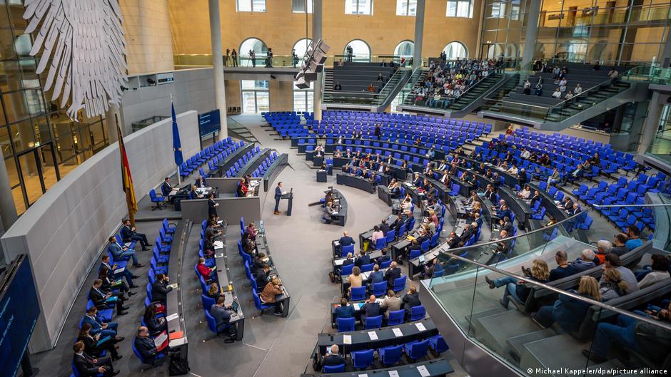 75006124 403.jpg Deutsche Welle Бундестаг