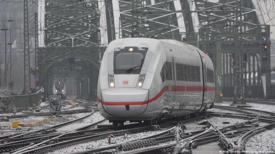 Deutsche Bahn выплатил 156 млн евро компенсаций из-за задержек поездов 1 75469623 403.jpg Deutsche Welle Deutsche Bahn