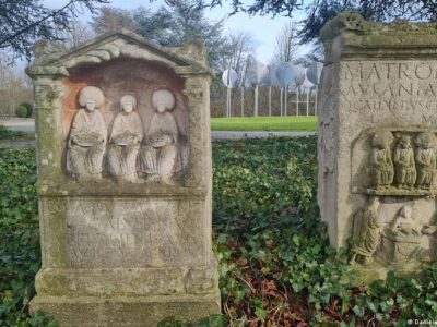 76094351 403.jpg Deutsche Welle Ауфанские матроны