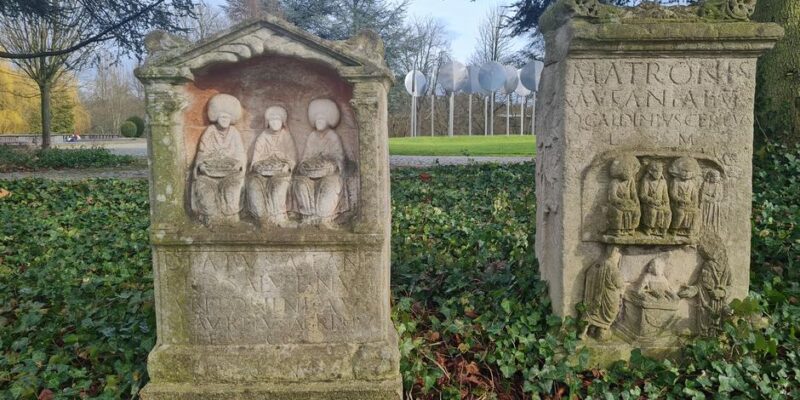 Ауфанские матроны: кого боготворили кельты и римляне? 1 76094351 403.jpg Deutsche Welle Ауфанские матроны