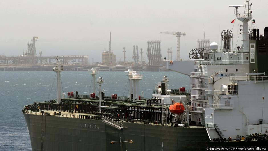 76124073 403.jpg Deutsche Welle удары по Ирану, цены на нефть