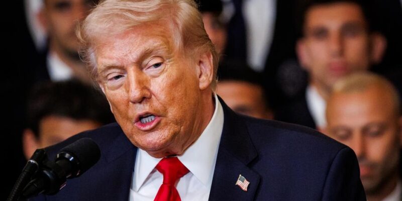 Трамп требует от Сената одобрить изменения в предвыборное законодательство 1 76242135 403.jpg Deutsche Welle Дональд Трамп, Сенат США