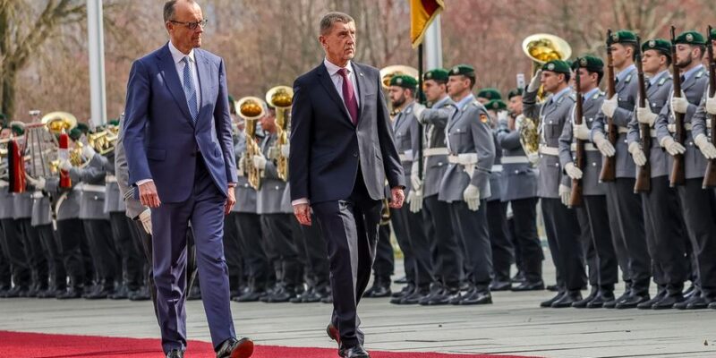 76291638 403.jpg Deutsche Welle война в Иране