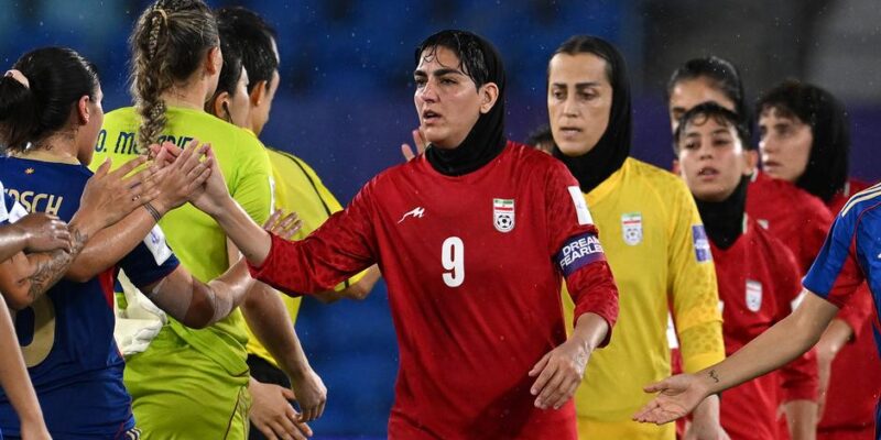 Еще несколько иранских футболисток отказались от убежища в Австралии 1 76367315 403.jpg Deutsche Welle иранские футболистки