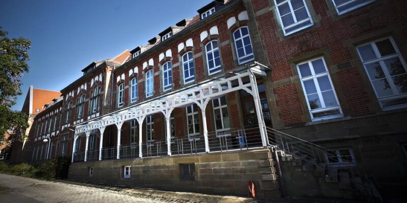 Академия Мерца назначила профессором автора комиксов 1 76383834 403.jpg Deutsche Welle академия Мерца