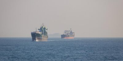 Турецкий танкер с нефтью из РФ подвергся нападению в Черном море 11 76388022 403.jpg политика теневой флот России, Черное море