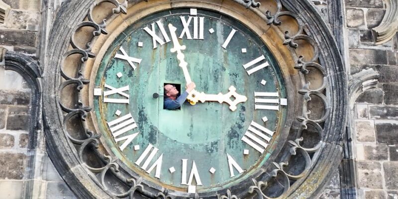 76463851 403.jpg Deutsche Welle европа, летнее время