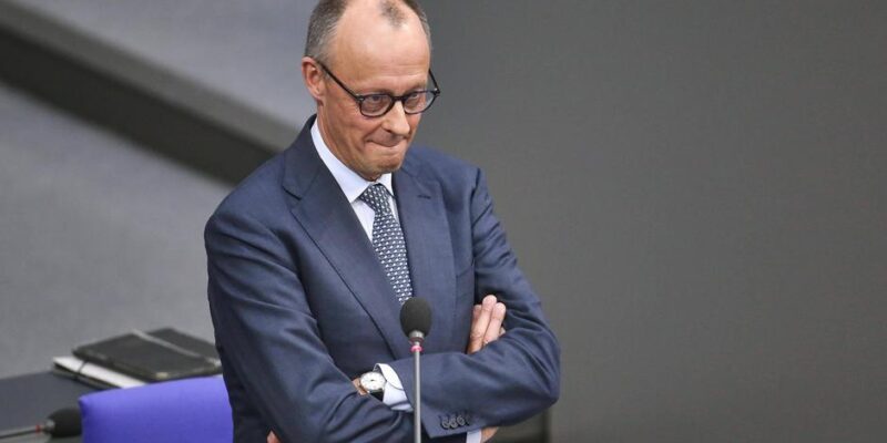 Мерц увязал рост насилия в Германии с иммиграцией 1 76529390 403.jpg Deutsche Welle германия