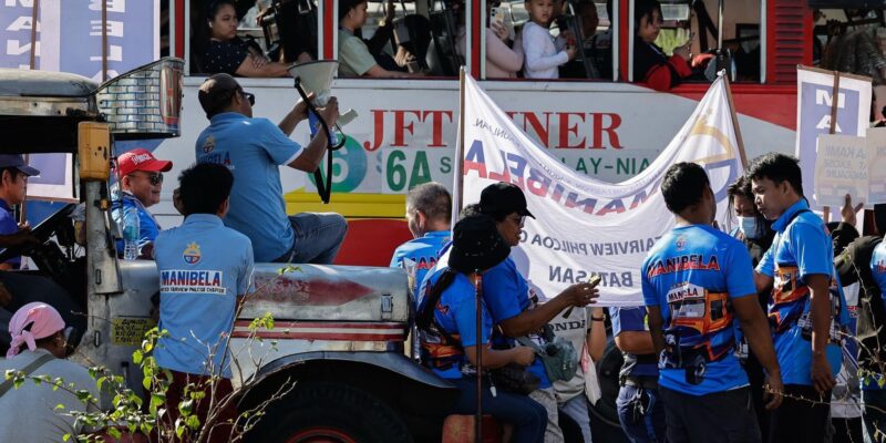 «Нас душат». Работники транспорта на Филиппинах протестуют из-за цен на топливо, взлетевших с начала войны с Ираном 1 feaa52b0 2900 11f1 be8b 2136d1c912ba.jpg Новости BBC Филиппины