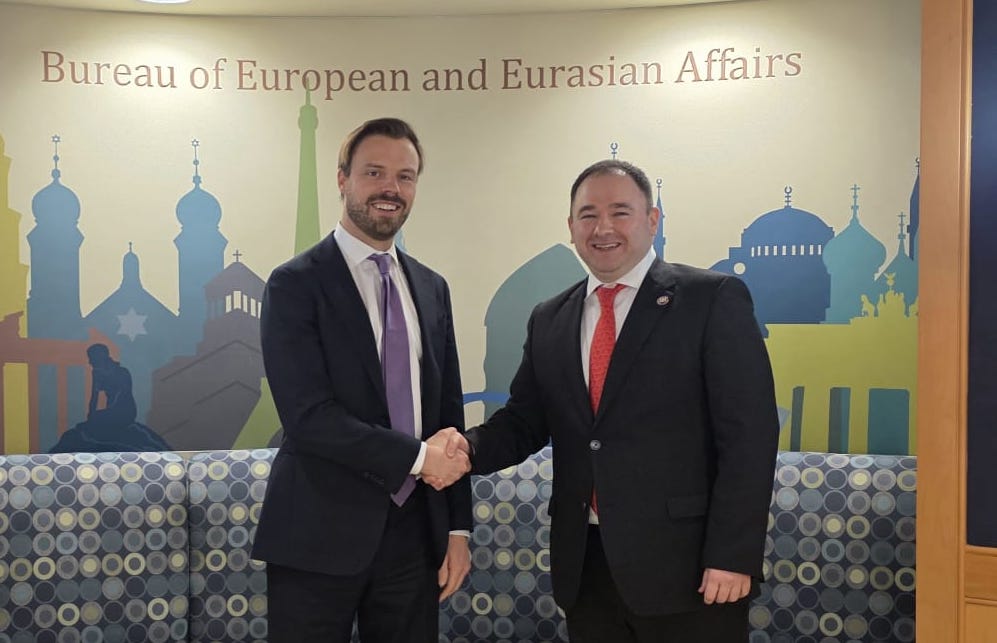 hcgy9fbbmaakw60 политика featured, Брендан Ханрахан, Грузия-США, Лаша Дарсалия, Мамука Мдинарадзе, Николоз Самхарадзе