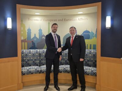 Депутат "Мечты" провел "отличный обмен мнениями" с представителем Госдепа США 2 samxaradze 1 новости