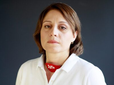 xoshtaria новости "Дроа!", Джордж Фоулкс, Элене Хоштария