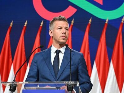 Мадьяр встретился с президентом Венгрии и пообещал закрыть СМИ времен Орбана 10 1447b8c0 38a5 11f1 8b8f a3c16ecb3158.jpg BBC News Русская служба Петер Мадьяр