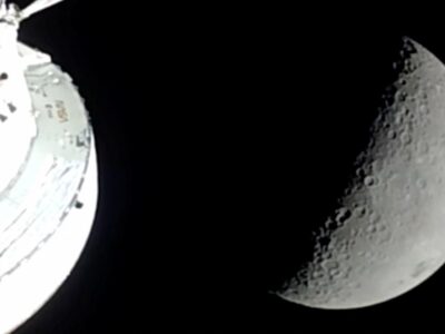 Экипаж миссии «Артемида-2» облетел Луну и побил рекорд удаления от Земли 3 31fa31f0 3232 11f1 a79a 77e93010d956.jpg Новости BBC Артемида-2