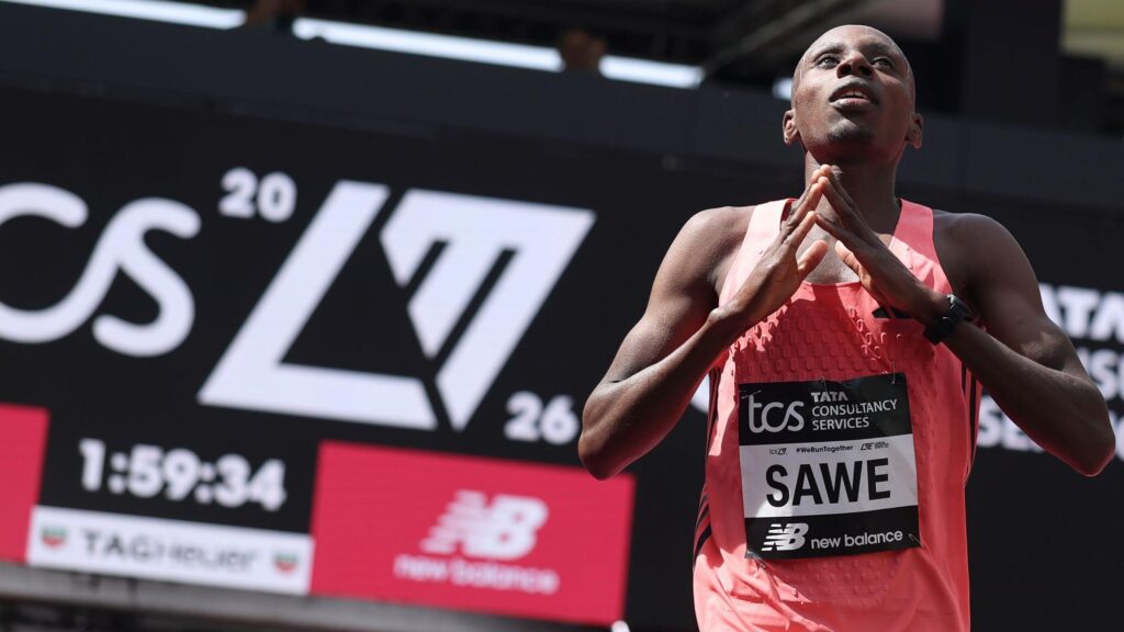 Sabastian Sawe breaks the marathon world record