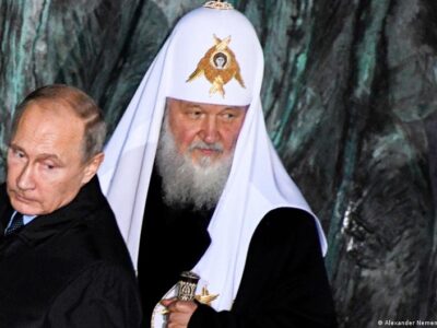 64621664 403.jpg Deutsche Welle Ксения Лученко, патриарх Кирилл, Путин-Патриарх Кирилл