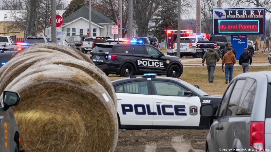 67892549 403.jpg Deutsche Welle стрельба, университет Айова