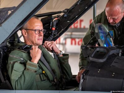 Европа при поддержке Германии готовит план обороны на случай выхода США из НАТО 2 72033246 403.jpg Deutsche Welle НАТО-США