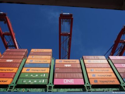 72129370 403.jpg Deutsche Welle ФРГ