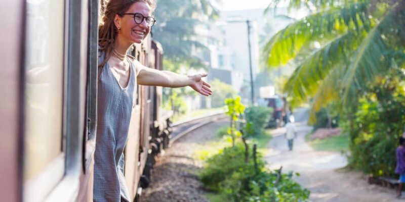 Разыгрываются бесплатные билеты на путешествие по ЕС 1 72615799 403.jpg Deutsche Welle билеты